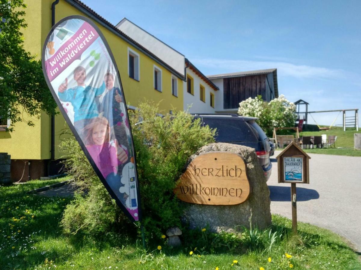 Kindererlebnis- Und Biobauernhof Hipp-Bruckner Wornharts ภายนอก รูปภาพ